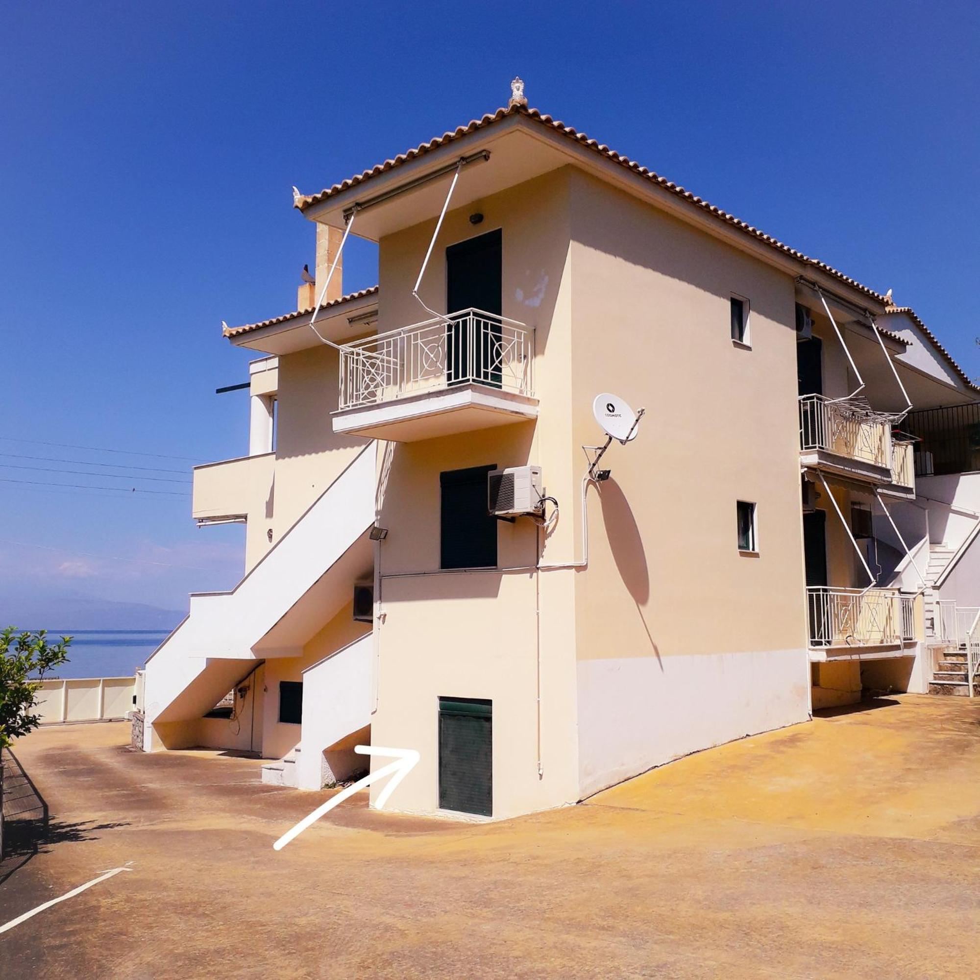 Derveni Seaside Apartments "Penthouse" Luaran gambar
